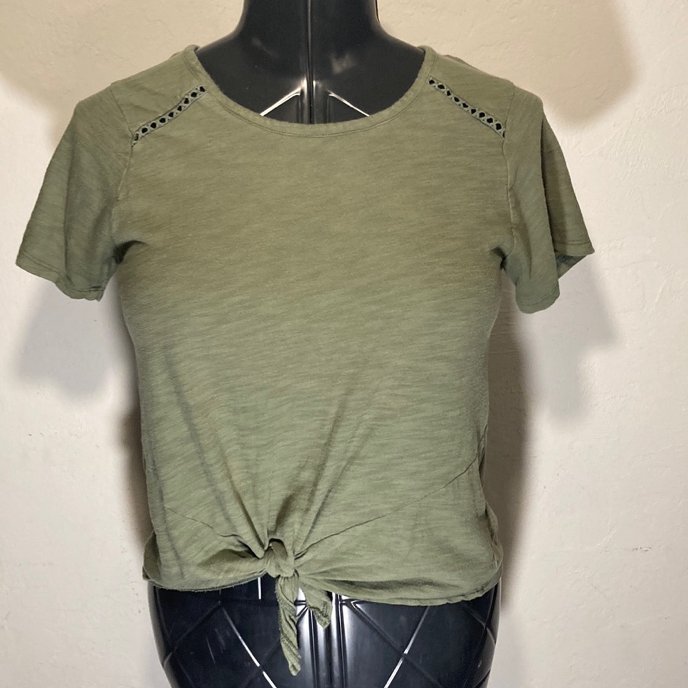 Women’s Small Old Navy Olive Short Sleeve Lace Tie Front Shirt